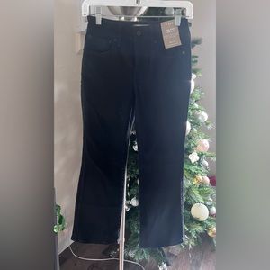 Madewell Mid-rise Kick Out Jeans